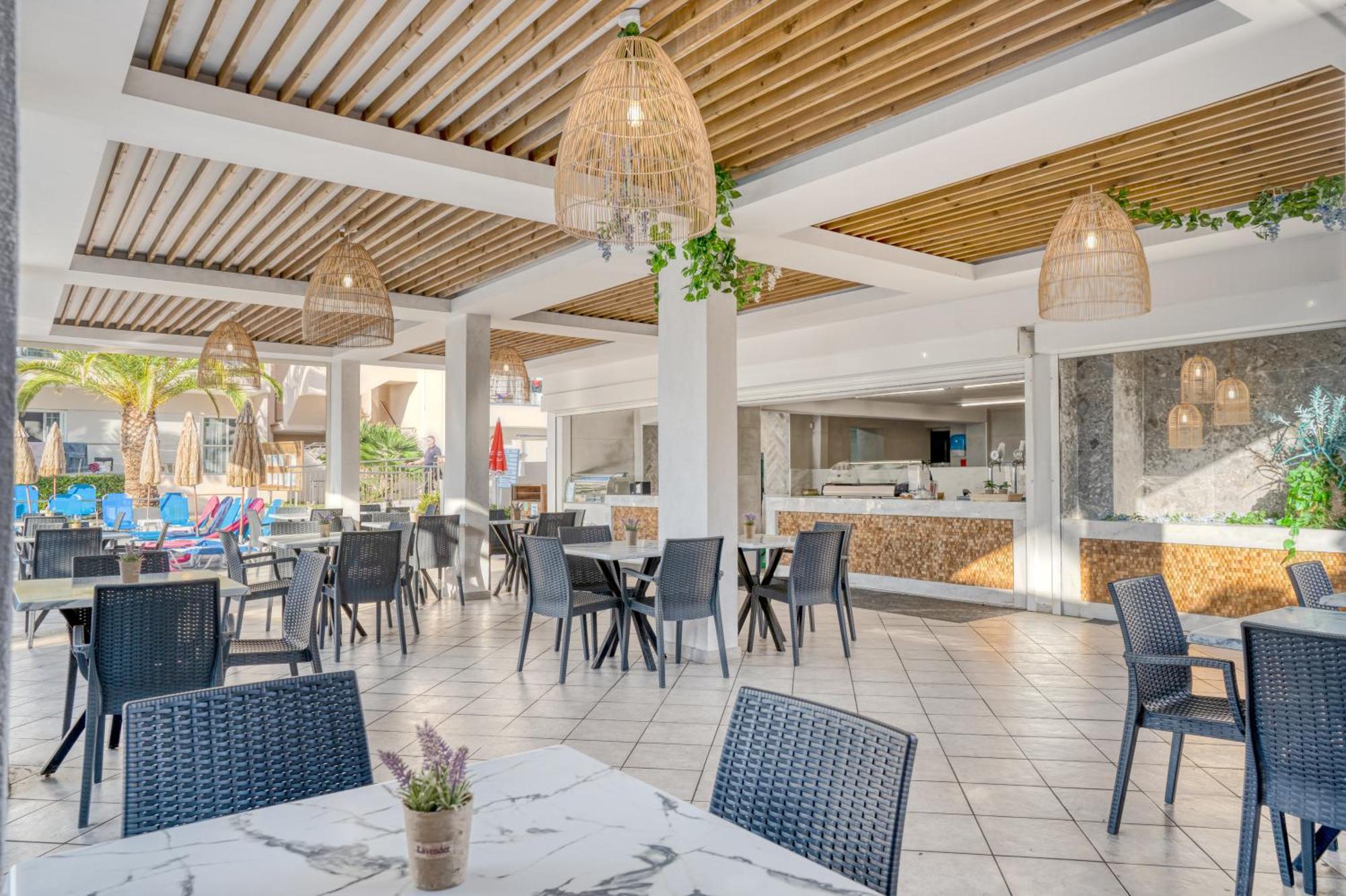 Hotel Poseidon 3*